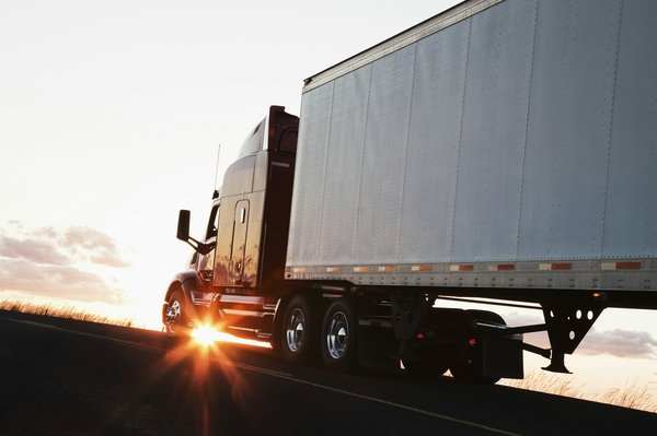 Discover the best offers for truck driving jobs USA